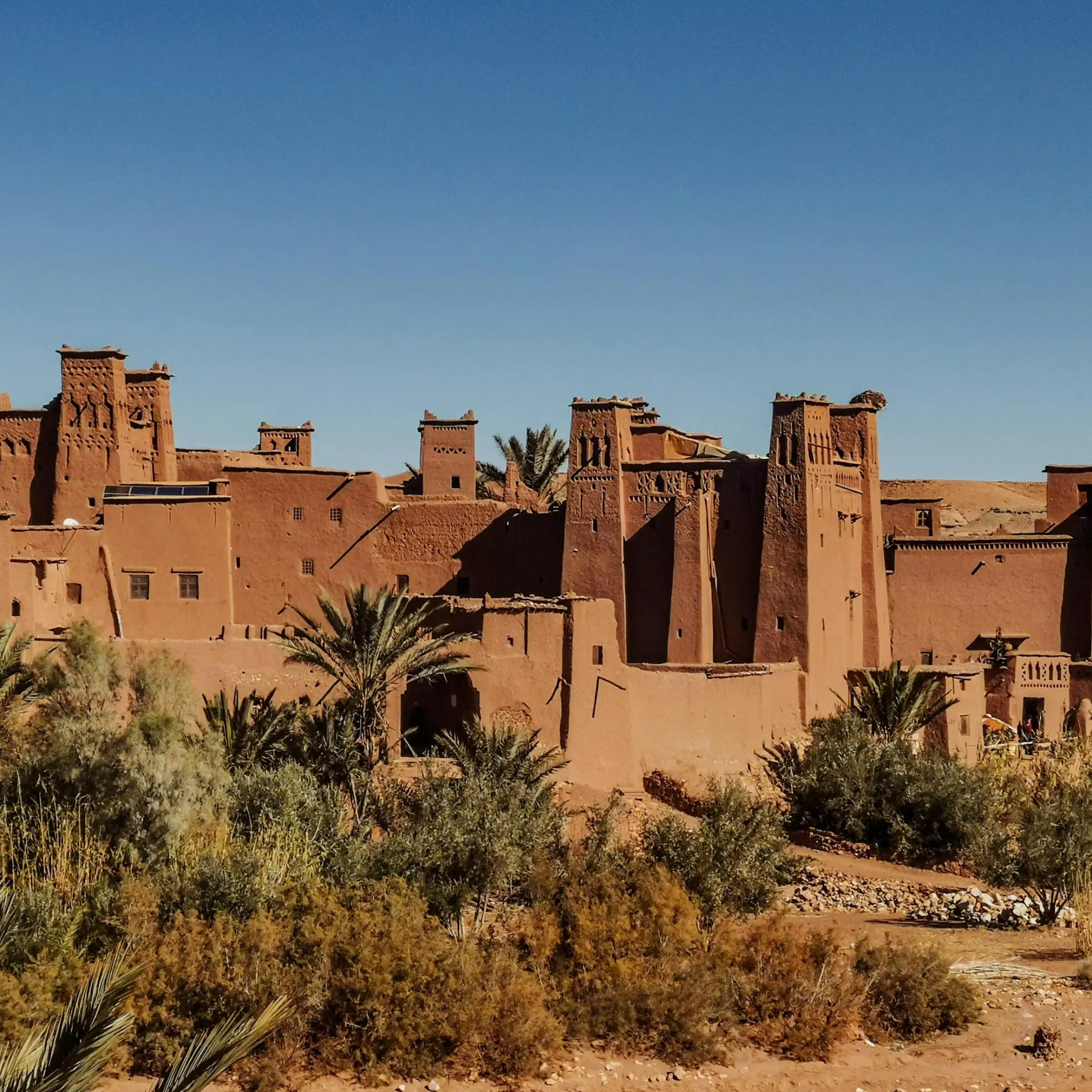 🏯 Day 2: Agafay – Ait Ben Haddou – Ouarzazate – Agdez