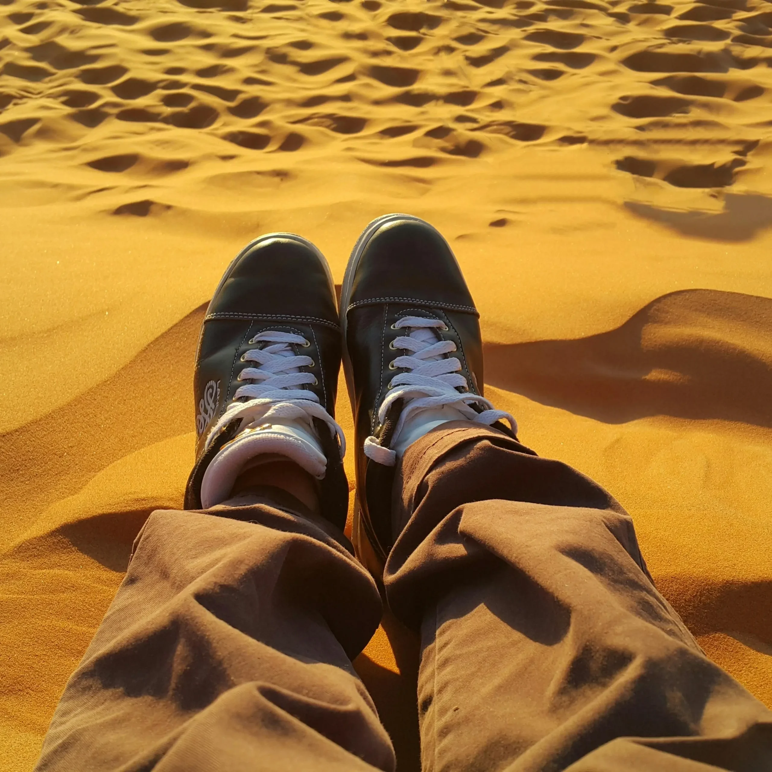 🌅 Day 4: Erg Chigaga ➝ Iriqui Lake ➝ Foum Zguid ➝ Taznakht ➝ Marrakech