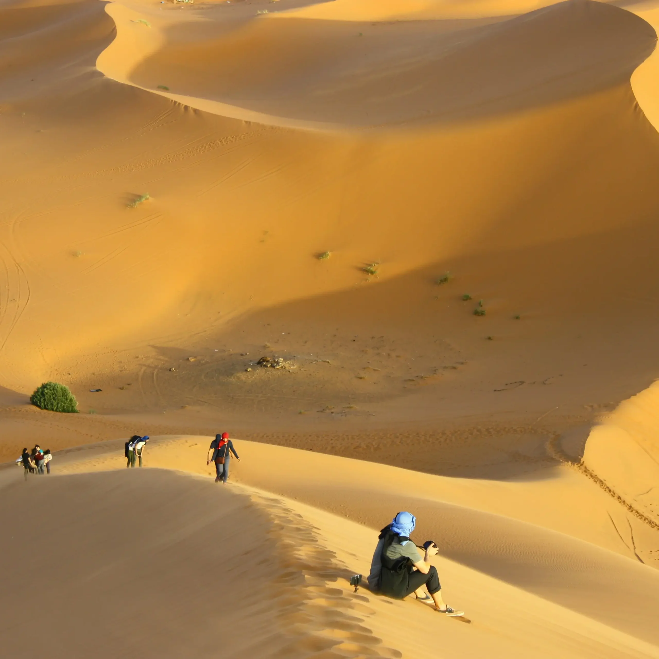 🌅 Day 3: Erg Chigaga – Iriqui Lake – Foum Zguid – Taznakht – Marrakech
