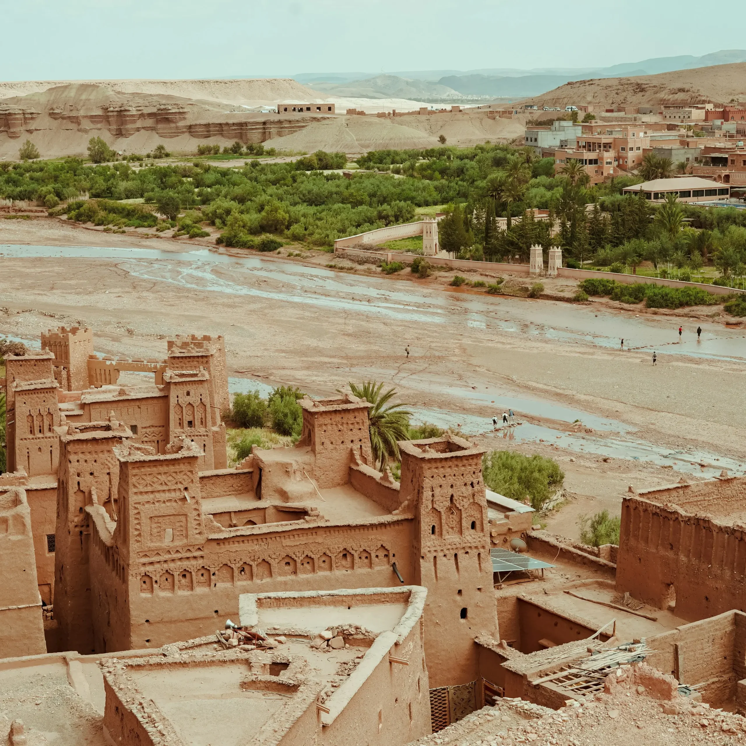 Day 1: Marrakech – Tizi n’Tichka – Ait Ben Haddou – Ouarzazate – Agdz